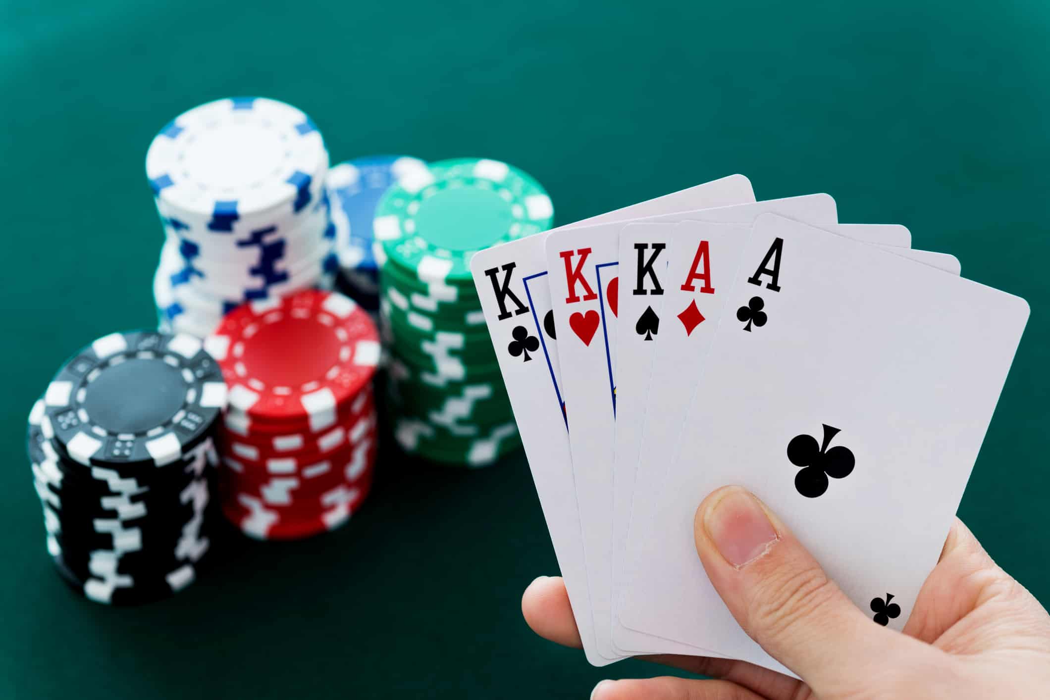 4 sai lầm khiến người chơi Poker dễ thua lỗ lớn