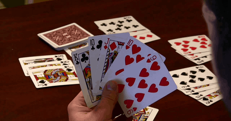 Chia sẻ bí kíp giúp người chơi có thể đánh lên tay khi chơi Sâm lốc tại nhà cái