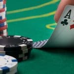 Vì sao nên chơi Game bài Poker đổi thưởng tại nhà cái uy tín?